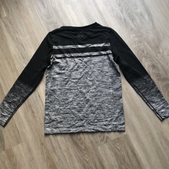 Harley Davidson Long Sleeved - Picture 4 of 5